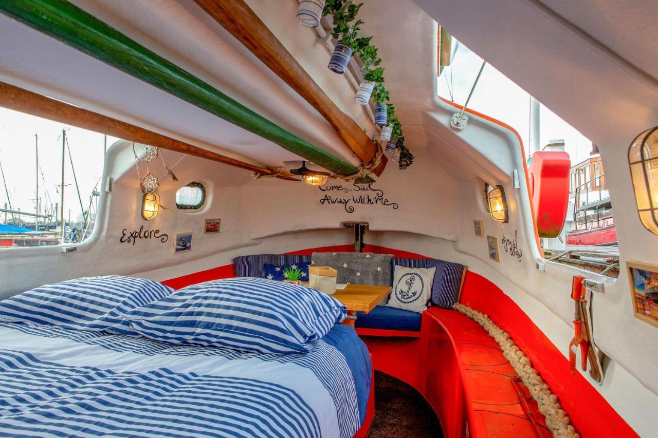 Polarstern - Unique Boatstay! Monnickendam Exterior photo