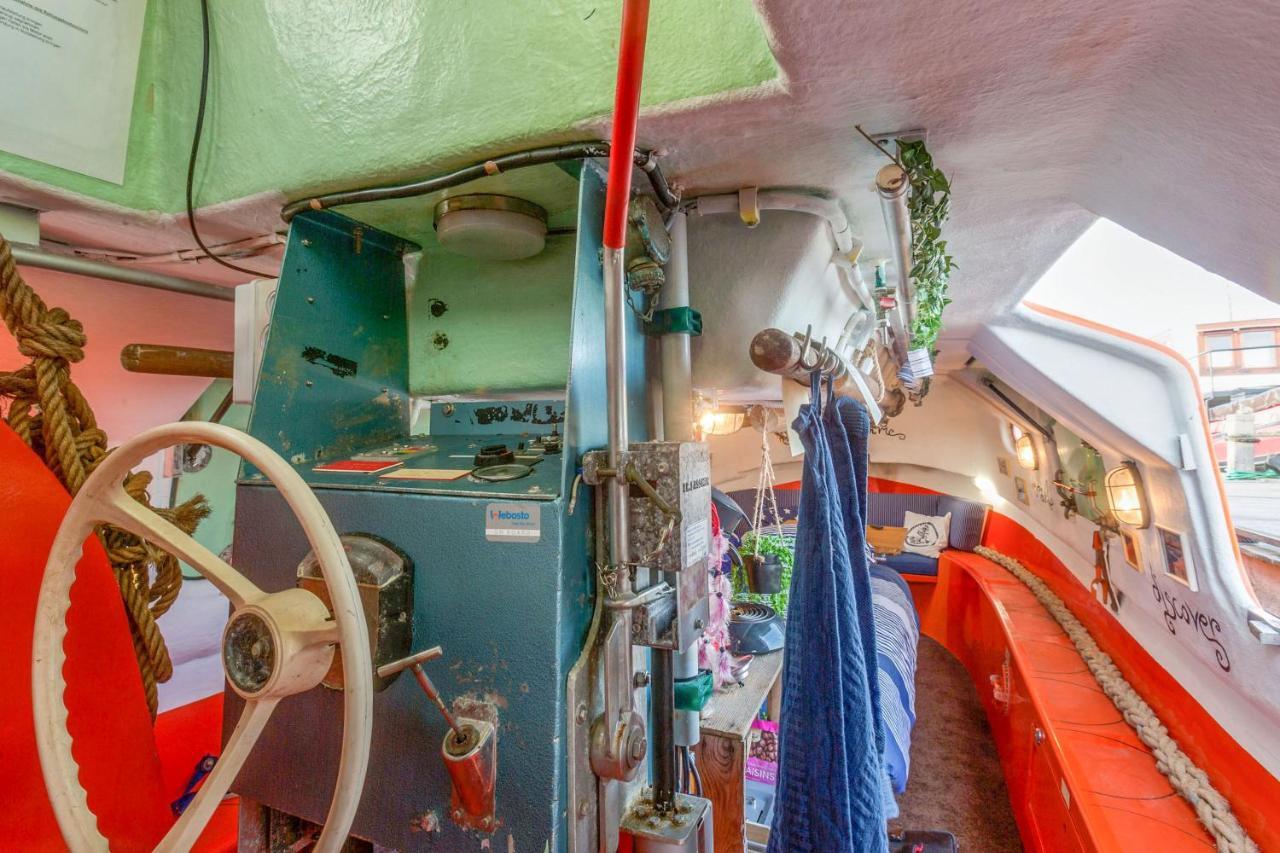 Polarstern - Unique Boatstay! Monnickendam Exterior photo